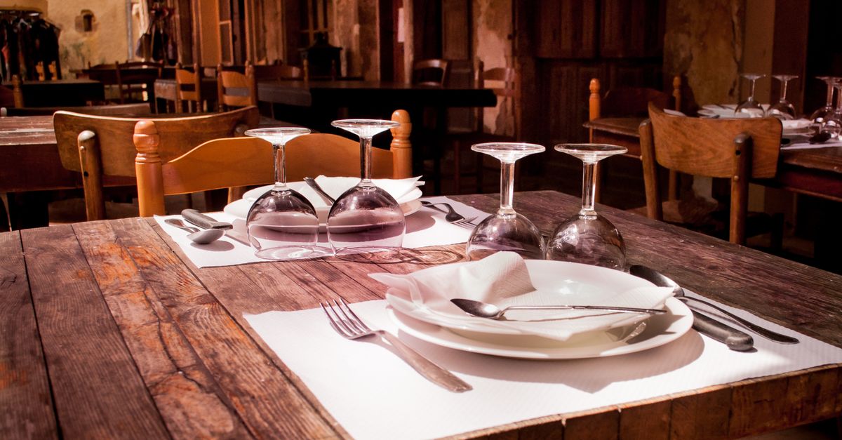 Restaurant terrace table setting